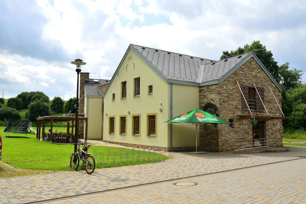 Penzion Mlyn Ropice Екстериор снимка